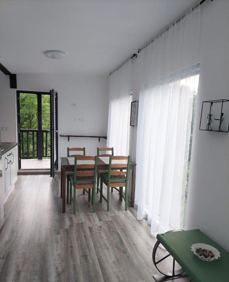 Casa De Pe Un Deal-Provita De Sus-Prahova Exterior photo